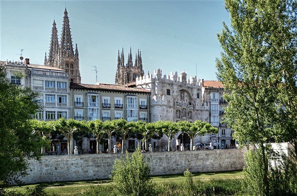 Svatojakubská pouť 2 - severní cestou přes Kantábrii, Asturii a Picos de Europa do Santiaga de Compostela