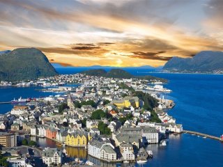 Skandinávské Metropole a Norské Fjordy Skandinávské Metropole a Norské Fjordy