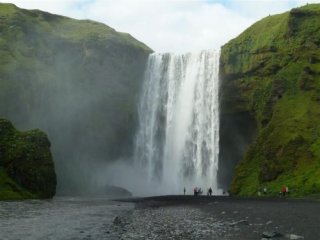 Island - mezi ledovci, sopkami a horskými prameny