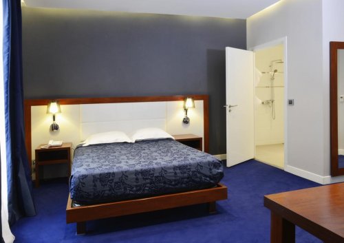 Hotel Ambassadeur 3, Paříž - letecky, 4 dny