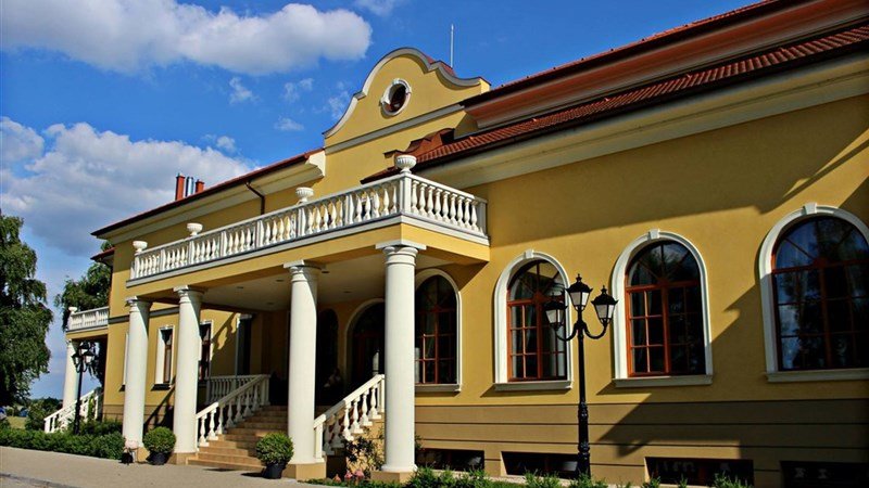 PLAUTER KÚRIA - Veľký Meder