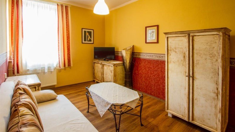 PLAUTER KÚRIA - Veľký Meder