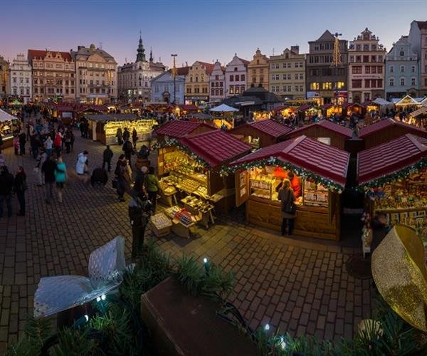 PLZEŇ kouzlo českého adventu a bublinek