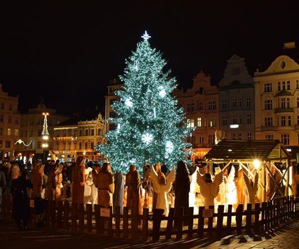 PLZEŇ kouzlo českého adventu a bublinek