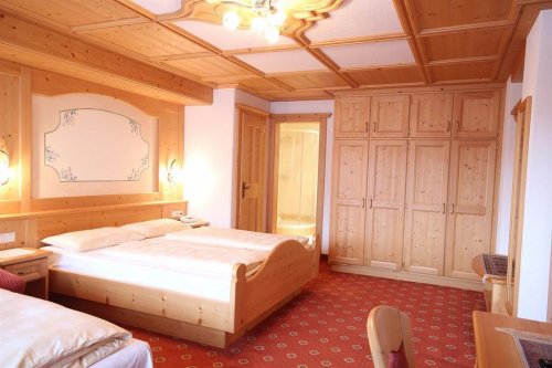 5denní zájezd s dopravou, polopenzí a skipasem v ceně – pension Maria