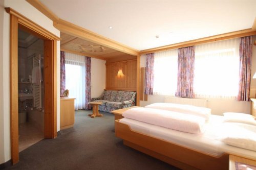 5denní zájezd s dopravou, polopenzí a skipasem v ceně – pension Maria