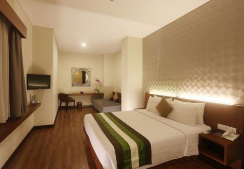 Grand Whiz Nusa Dua 3, Nusa Dua, 13 dní