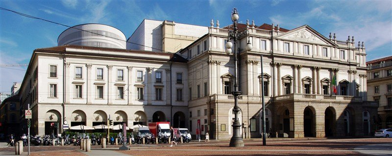 Za jarní krásou alpských jezer