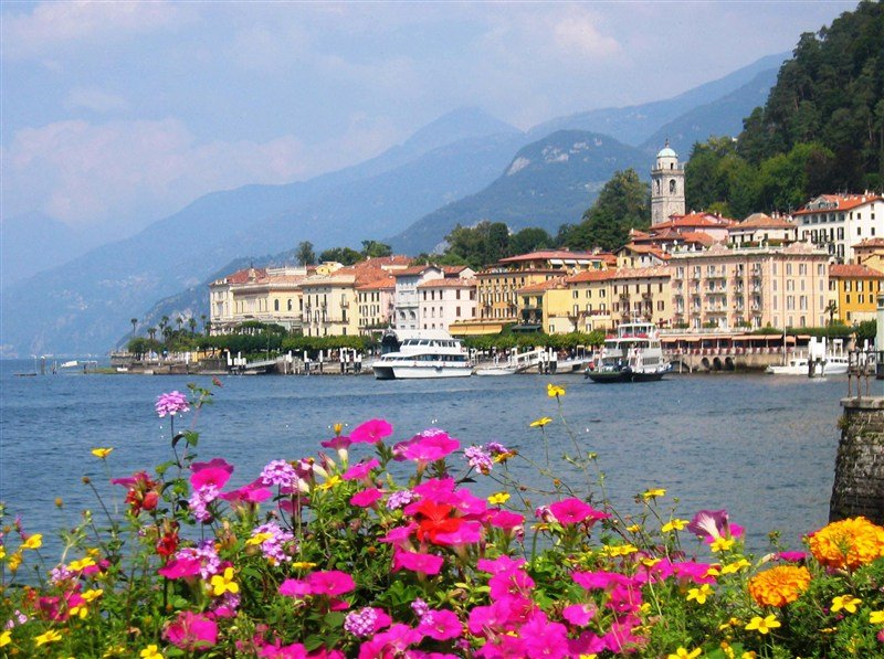 Za jarní krásou alpských jezer