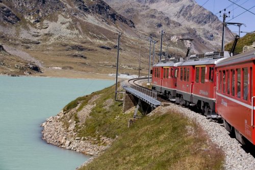 Švýcarské železnice UNESCO a zubačka Monte Generoso