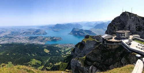 Švýcarské železnice UNESCO a zubačka Monte Generoso