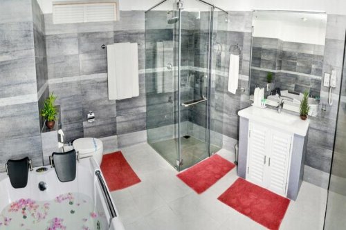 PARADISE BEACH HOTEL 3