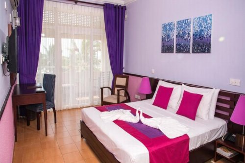 PARADISE BEACH HOTEL 3