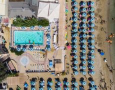 Hotel Bikini Tropicana