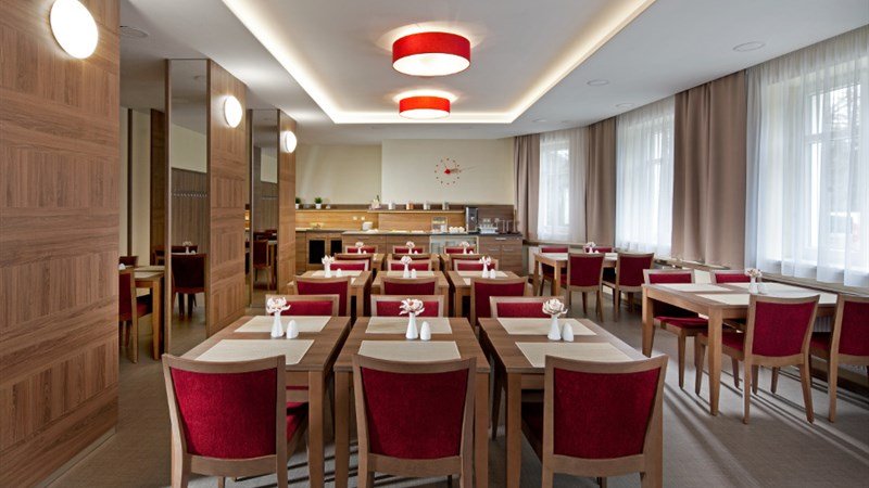 RIVIERA - Luhačovice