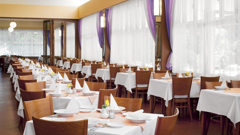 RIVIERA - Luhačovice