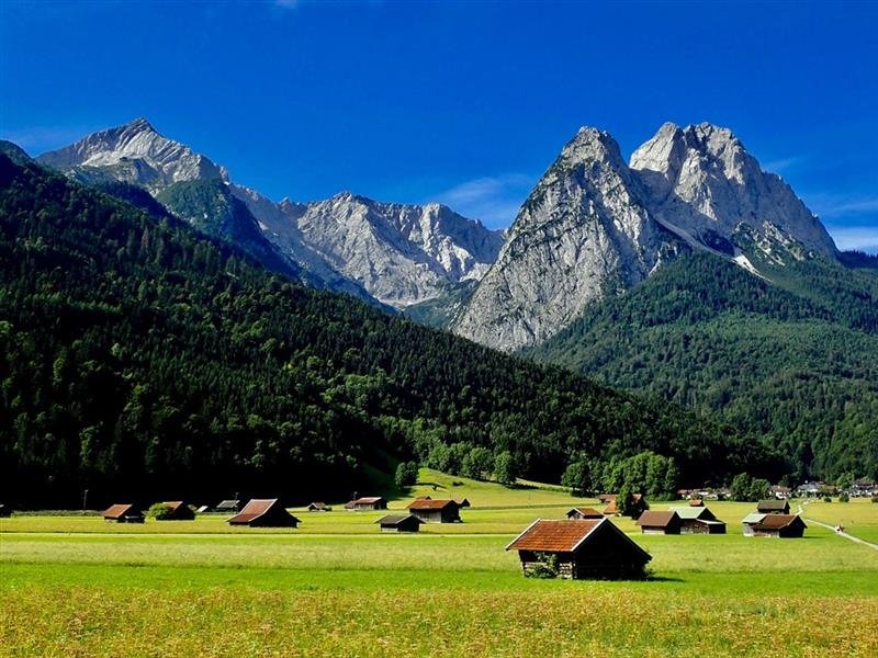 Krajinou alpských vrcholů a jezer Rakouska, Německa a Švýcarska
