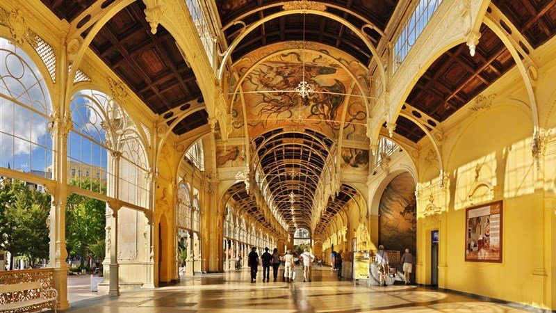 VÁNOCE A SILVESTR, SPA HOTEL DĚVÍN - Mariánské Lázně