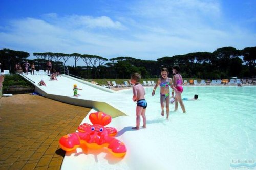 HU Park Albatros Village