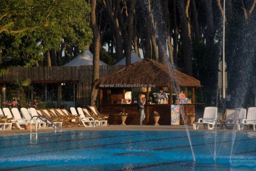 HU Park Albatros Village