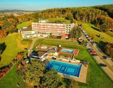 LÁZNĚ KOSTELEC - Zlín - Kostelec