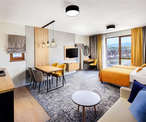 BEŠEŇOVÁ & AKVAMARÍN termální klenot Slovenska