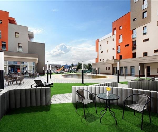 BEŠEŇOVÁ & AKVAMARÍN termální klenot Slovenska