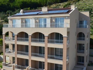 Drvenik - Hotel Palace