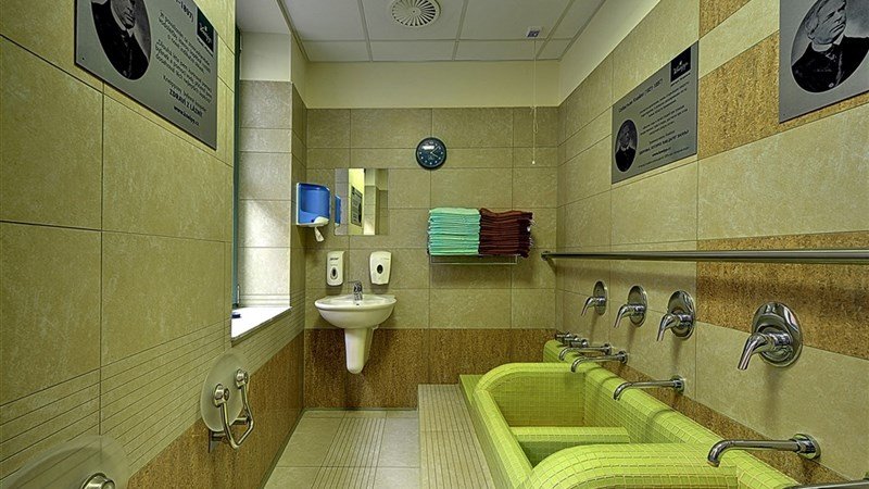 ST. JOSEPH ROYAL REGENT - Karlovy Vary