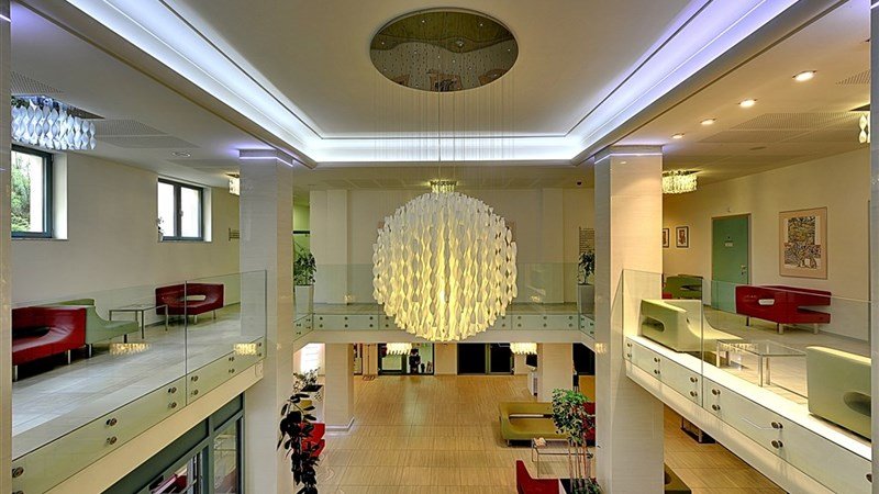 ST. JOSEPH ROYAL REGENT - Karlovy Vary