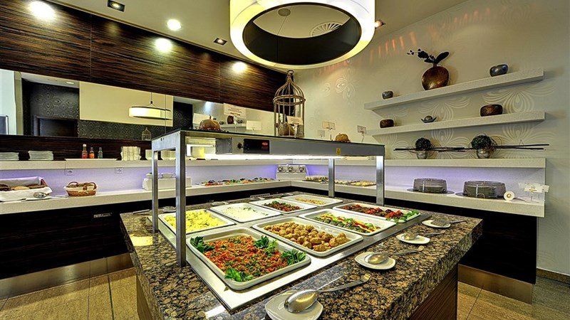 ST. JOSEPH ROYAL REGENT - Karlovy Vary