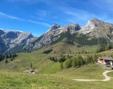NORDIC WALKING V PODHŮŘÍ DACHSTEINU