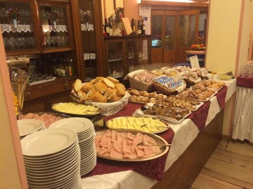 5denní zájezd s dopravou, polopenzí a skipasem v ceně – hotel Alle Alpi