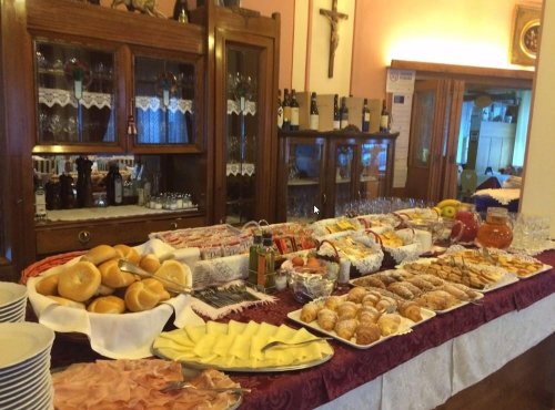 5denní zájezd s dopravou, polopenzí a skipasem v ceně – hotel Alle Alpi