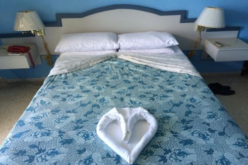 NEPTUNO-TRITON 3/SUNBEACH 2