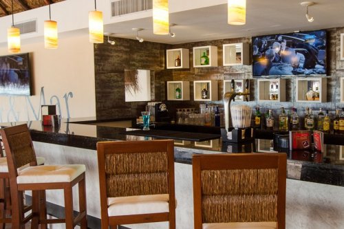 THE REEF COCO BEACH 4