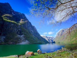 NORSKO KOMFORTNĚ - malá skupina, vstupy v ceně NORSKO KOMFORTNĚ - malá skupina, vstupy v ceně