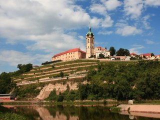 Kokořínsko - malebnou krajinou Máchova kraje Kokořínsko - malebnou krajinou Máchova kraje