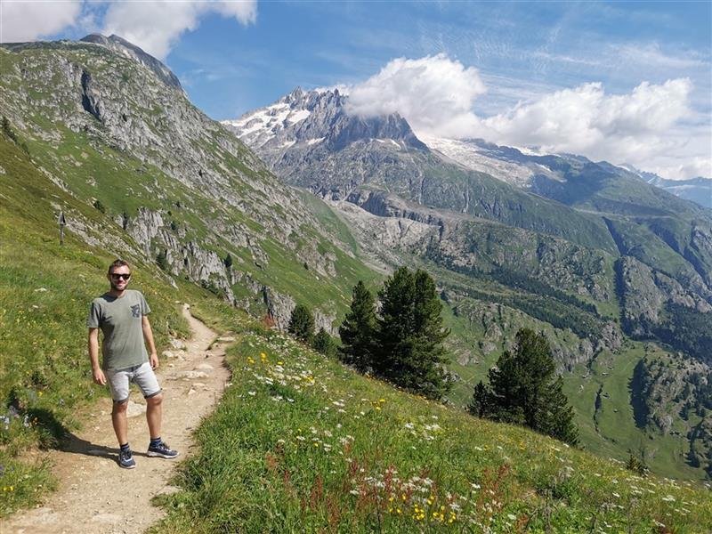 Symbol Švýcarska - legendární Matterhorn a alpské průsmyky