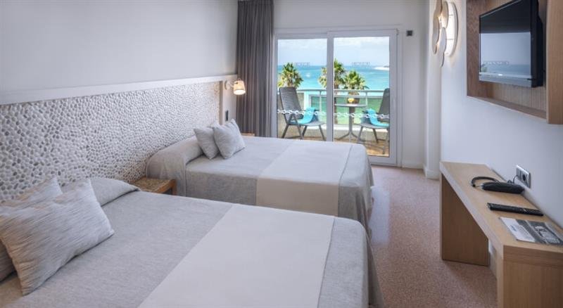 Santa Susanna - Hotel Caprici Beach & SPA