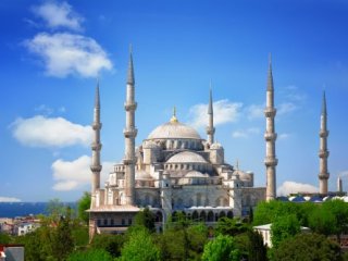 TURECKO - MEZI EVROPOU A  ASIÍ TURECKO - MEZI EVROPOU A  ASIÍ