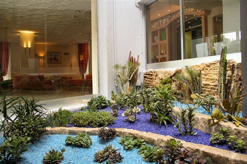 Alba Adriatica - Hotel Meripol