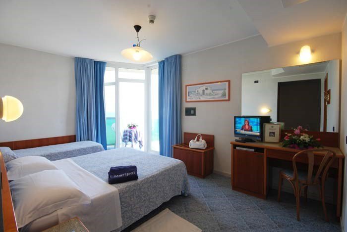 Alba Adriatica - Hotel Meripol