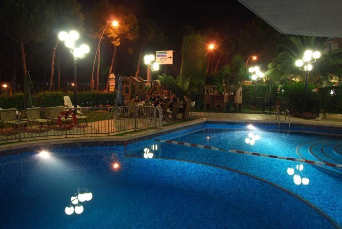 Alba Adriatica - Hotel Meripol