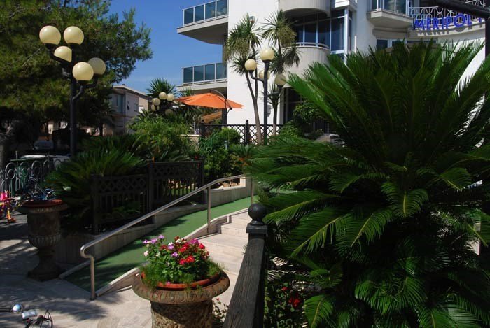 Alba Adriatica - Hotel Meripol