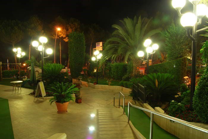 Alba Adriatica - Hotel Meripol