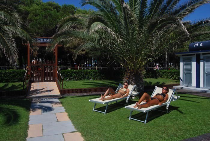 Alba Adriatica - Hotel Meripol