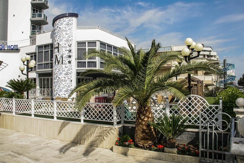 Alba Adriatica - Hotel Meripol