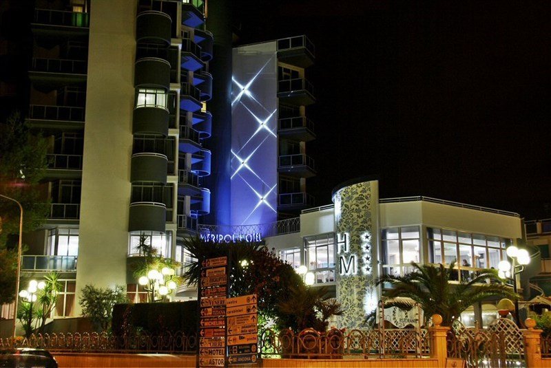 Alba Adriatica - Hotel Meripol