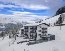 Hideaway Dachstein West  by ALPS RESORTS